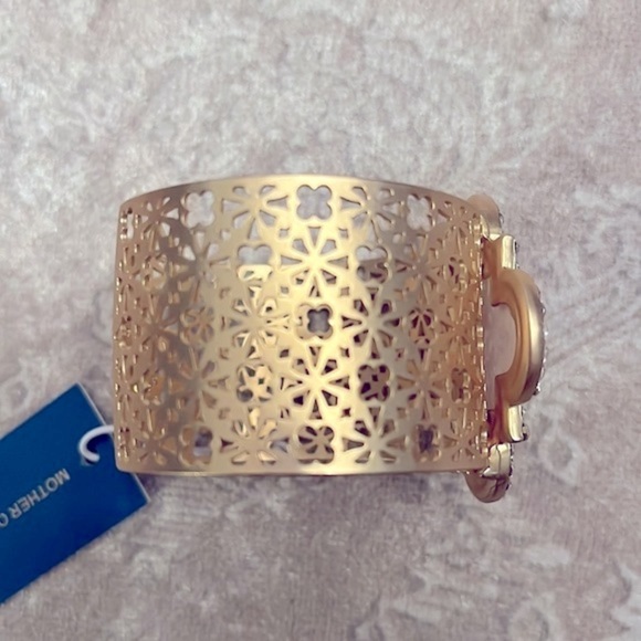 Brand New Parker Rose Mother of Pearl Gold Tone Adjustable Cuff Bracelet - Picture 9 of 16